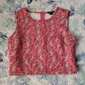 JCPENNY I♡Ronson pink floral crop top size small